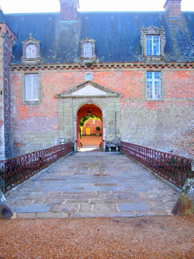 Bed and Breakfast Le Beauregard Rânes Exterior foto